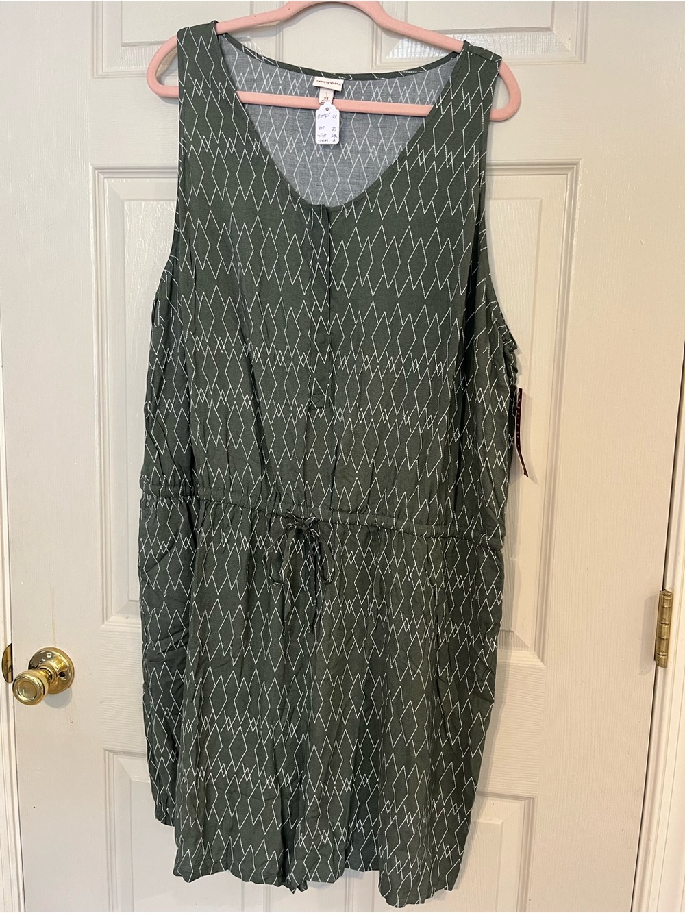 #40 Merona Women’s Olive Green Sleeveless Midi Romper with Diamond Print New 2x